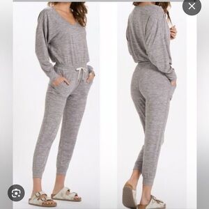 Vuori Jumpsuit Womens Grey Heather Lux Elastic Drawstring Pockets Size M